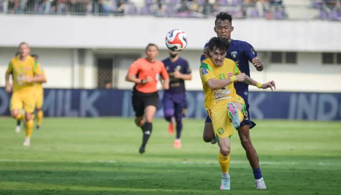 Persebaya Curi Tiga Poin di Markas Persita, Bajol Ijo Hentikan Tren Negatif