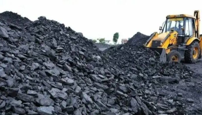 Harga Batu Bara Jatuh Usai Menguat Tiga Hari, Permintaan China Turun.