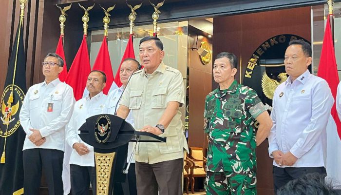 Jadi Menko Polkam Ad Interim, Sjafrie Sjamsoeddin Langsung Gelar Entry Briefing