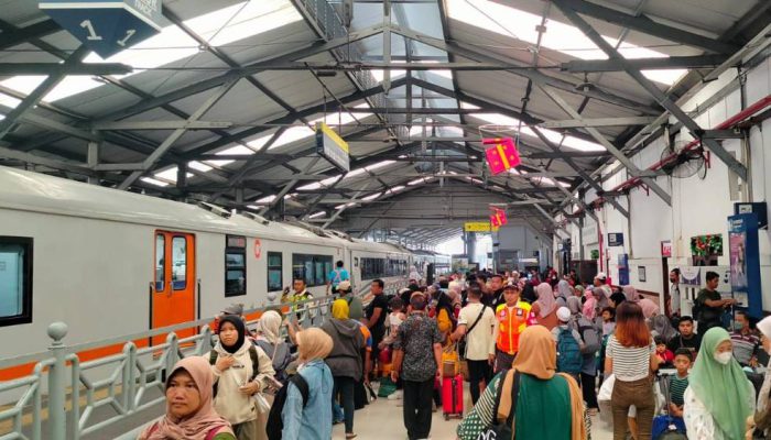 KAI Hadirkan Promo Tiket Spesial Sambut HUT ke-80, Tiket Mulai Rp80 Ribu