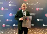 4. JNE Buktikan Konsistensi, Raih Courier of The Year Berkat Inovasi dan Layanan Adaptif