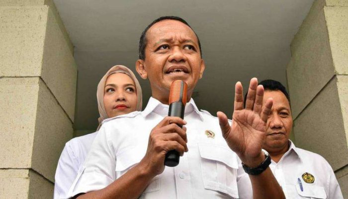 Presiden Prabowo Targetkan Seluruh Desa Teraliri Listrik pada 2030