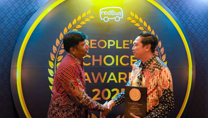 Juragan 99 Trans Terpilih sebagai Bus AKAP Premium Terfavorit