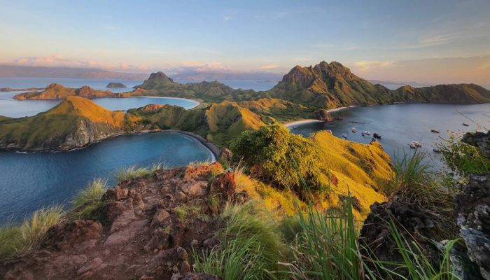 tiket.com & Kemenpar RI Ajak Bangga Berwisata di Indonesia untuk Liburan Nataru