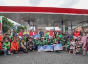 Dukung Ojol dan Keluarga, Pertamina Patra Niaga Berbagi di Surabaya