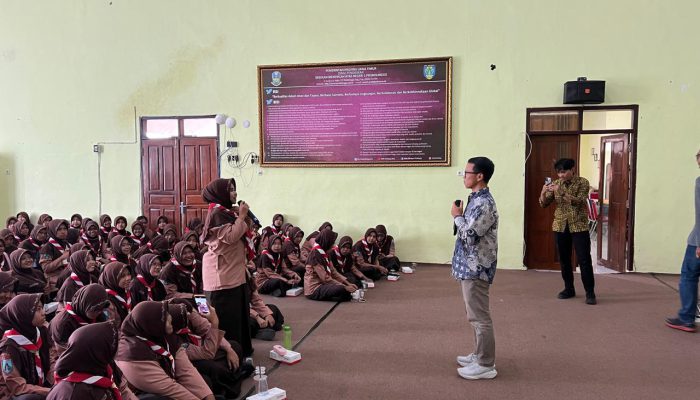 PLN Mengajar Hadir di SMAN 1 Probolinggo, Tanamkan Literasi Kelistrikan dan Motivasi Meraih Mimpi