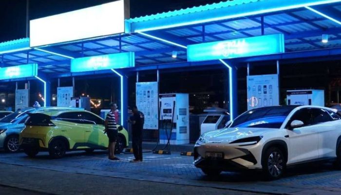 PLN Siagakan Ratusan SPKLU, Transaksi Tembus 13 Ribu Selama Nataru