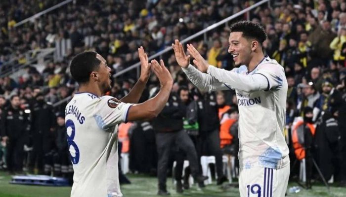 Gol Tunggal Jadon Sancho Bungkam Fenerbahce, Aston Villa Segel Tiket 16 Besar Liga Europa