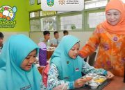 Hari Gizi Nasional, Gubernur Khofifah Komitmen Perkuat Gizi Masyarakat Lewat Jatim Sehat sebagai Fondasi Peningkatan Kualitas SDM