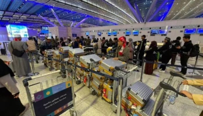 Pemerintah Dampingi Jemaah Umrah Indonesia yang Terdampak Jadwal Penerbangan