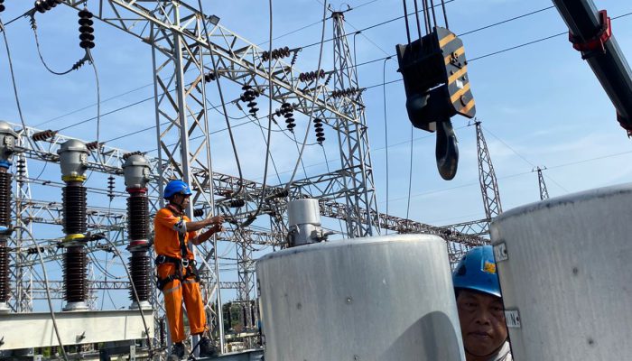 Perkuat Peralatan Gardu Induk, PLN UIT JBM Pastikan Sistem Kelistrikan Wilayah Madiun Hingga ke Ngawi Makin Andal