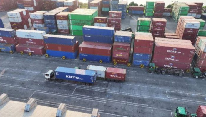 Arus Petikemas Internasional Dongkrak Kinerja Terminal Teluk Lamong di Kuartal I/2026