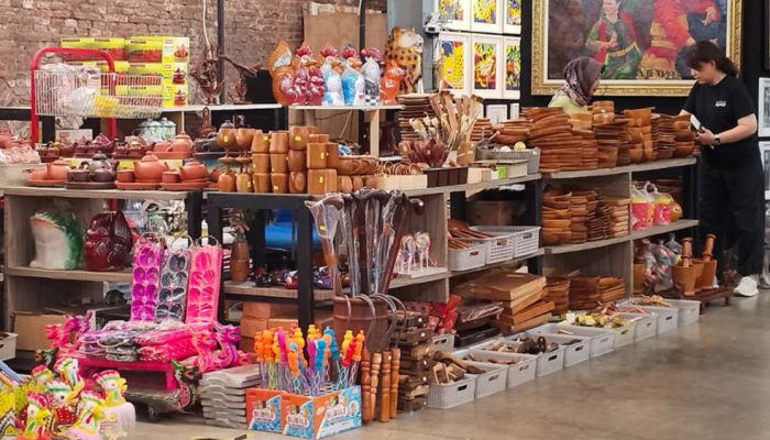 Kredit UMKM Terkontraksi 3,57 Persen, Rasio Kredit Bermasalah Jadi 4,55 Persen