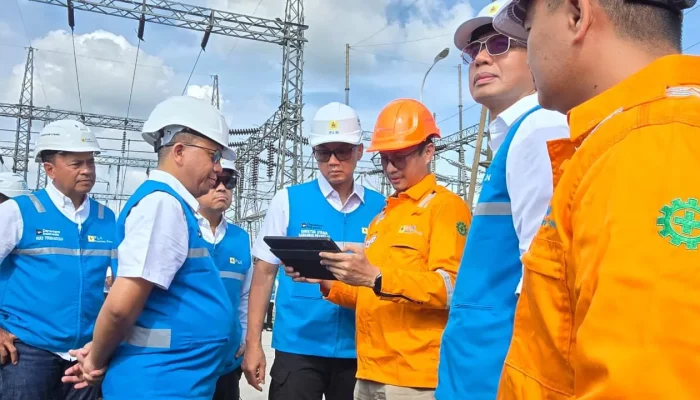 Dirut PLN Pimpin Upaya Percepat Pemulihan Sistem Kelistrikan Sumatra