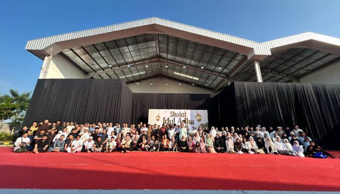 J99 Corp Tebar Kepedulian Lewat Penyaluran 17 Hewan Kurban