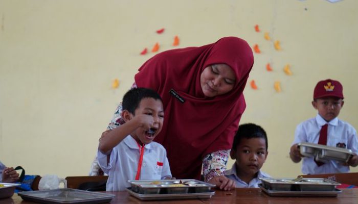 Tunjangan Guru Non ASN Naik Jadi Rp 2 Juta, Ditransfer Langsung ke Rekening Pribadi