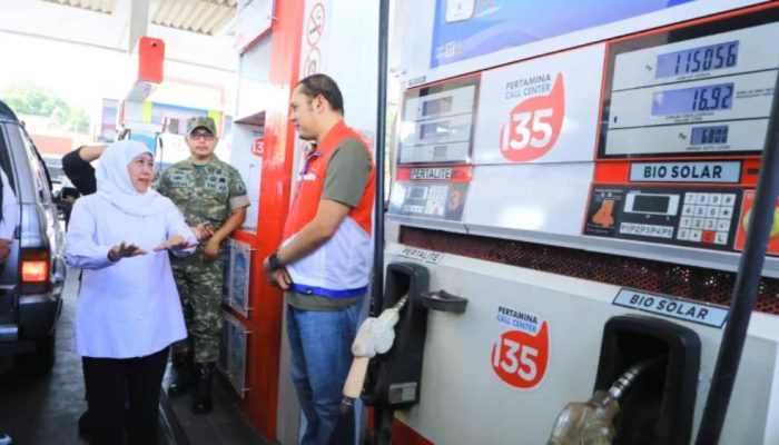 Antisipasi Kelangkaan, Khofifah Pastikan Pasokan Biosolar di Jatim Tetap Stabil