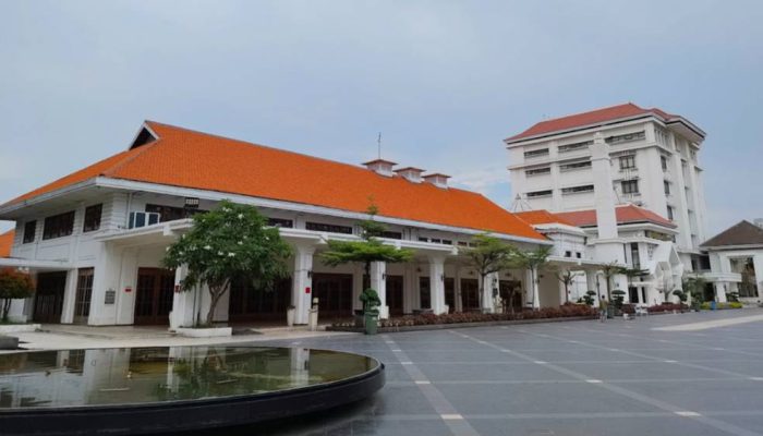 Cuaca Surabaya Hari Ini Diprediksi Cerah Berawan, Suhu Capai 32 Derajat Celsius