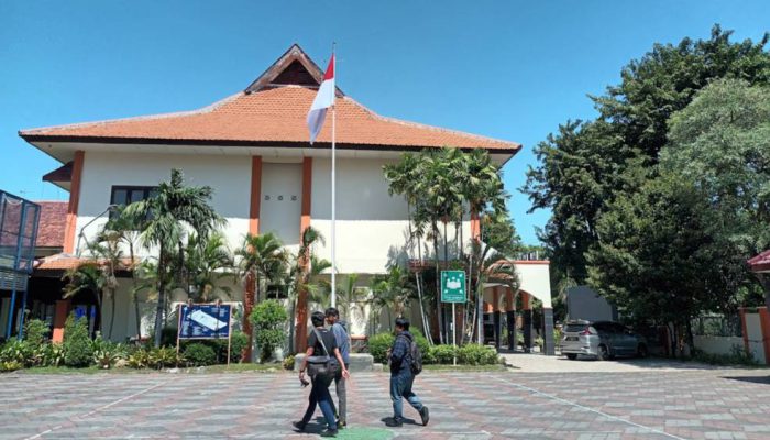 BMKG Prakirakan Surabaya Cerah Berawan Hari Ini, Warga Dimbau Waspadai Terik dan Angin Kencang