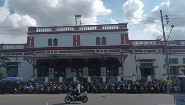 Prakiraan Cuaca Surabaya dan Sekitarnya Hari Ini, Dominan Berawan, Suhu Capai 32°C