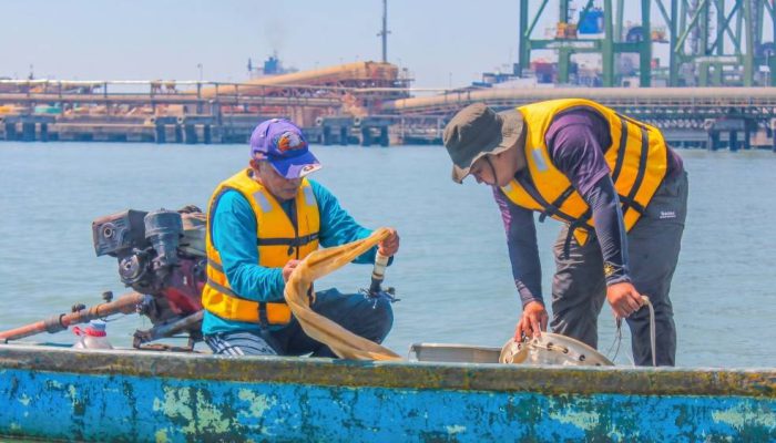 TTL Susun Peta Keanekaragaman Biota Laut Teluk Lamong Bersama BRIN