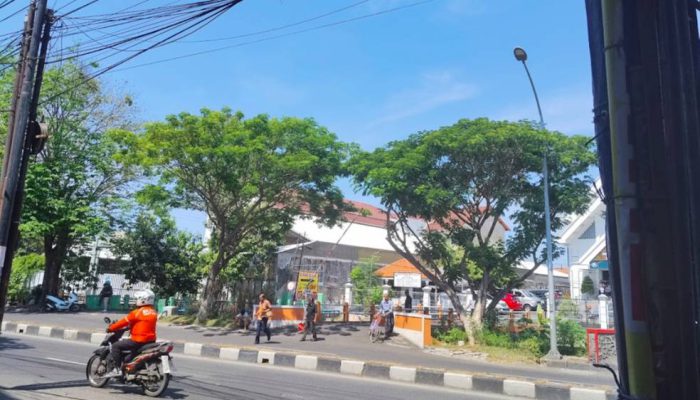 Cuaca Surabaya Hari Ini Diprediksi Dominan Cerah Berawan, Panas Bisa Capai 33 Derajat Celsius