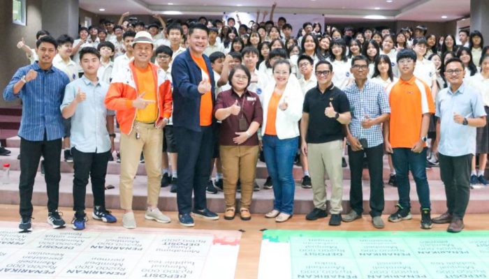 FWD Insurance Perkuat Literasi Keuangan Generasi Muda Surabaya dan Sidoarjo via JA SparktheDream