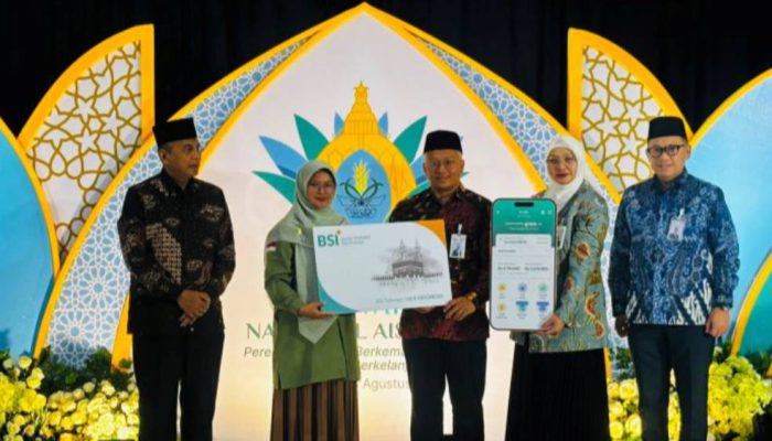 Dukung Pemberdayaan Perempuan dan Digitalisasi, BSI Jalin Kemitraan Strategis dengan PP Nasyiatul Aisyiyah di Muktamar XV