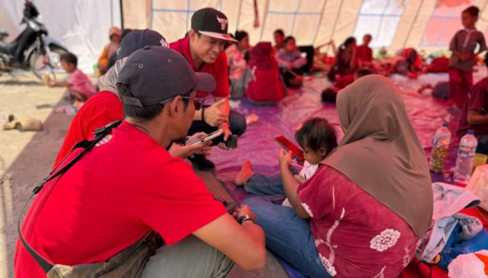 ‘Melayani Sepenuh Hati’, Telkomsel Hadirkan Paket Darurat Rp1 Bagi Warga Terdampak Gempa Flores