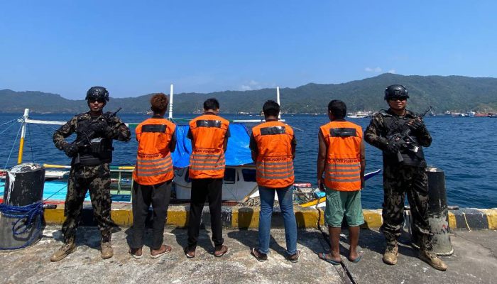 KKP Tangkap Kapal Ikan Filipina, Tertibkan 25 Unit Rumpon Ilegal di Perairan Perbatasan