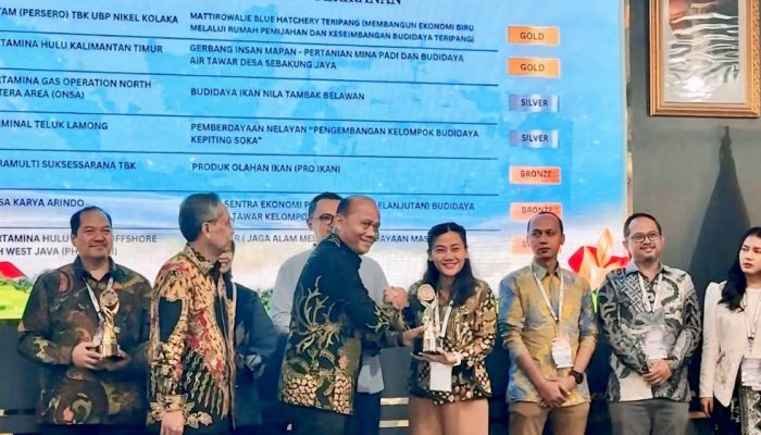 Budidaya Kepiting Soka Antar Terminal Teluk Lamong Raih CSR & PDB Awards 2026