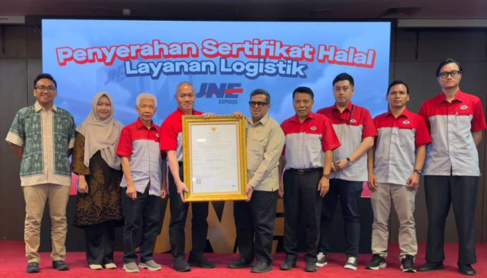 BPJPH Terbitkan Sertifikat Halal untuk Layanan Logistik JNE